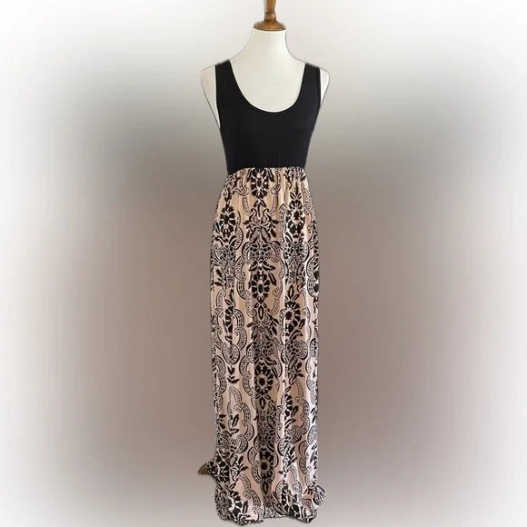 Black and Peach Floral and Swirl Maxi Dress - Picture 2 of 2